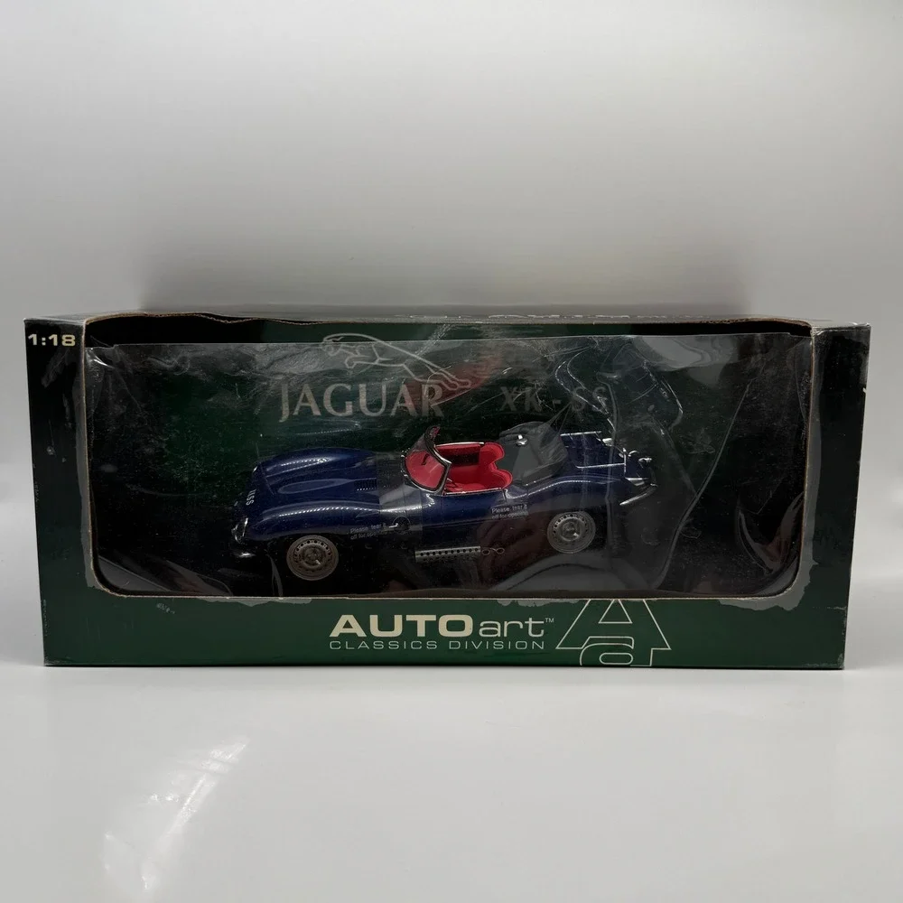 AUTOart Jaguar XK-SS 1956 Diecast Model 1:18 Blue Classics Division 73510